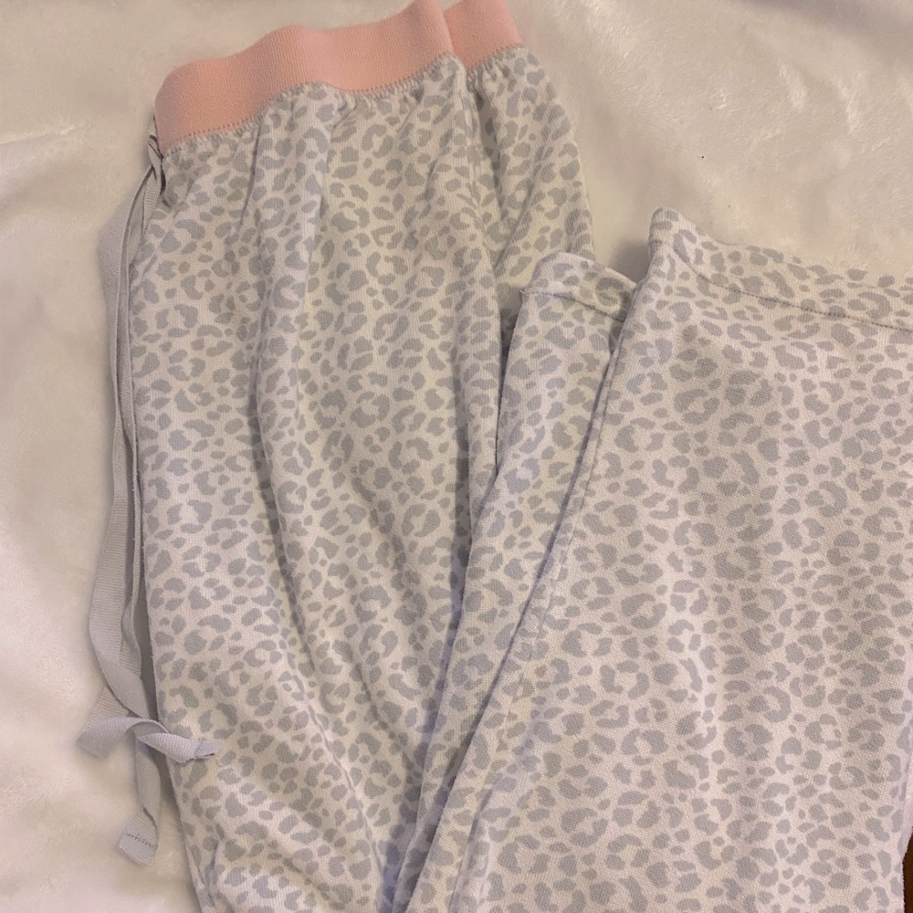 Gray cheetah print pajama pants with pink band